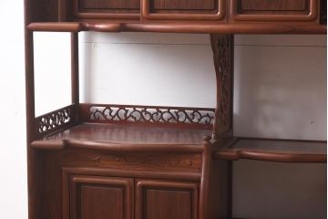 ヴィンテージ家具　紫檀材　品のある佇まいが魅力の飾り棚(茶棚、収納棚、戸棚、ビンテージ)(R-042659)