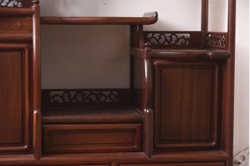 ヴィンテージ家具　紫檀材　品のある佇まいが魅力の飾り棚(茶棚、収納棚、戸棚、ビンテージ)(R-042659)