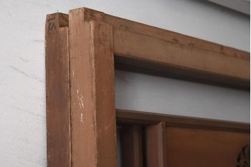 ビンテージ建具　上手物!　無双窓　藤紋の透かし入りの御簾戸2枚セット(戸、簀戸、葭戸、夏障子、夏戸、葦戸)(R-042663)