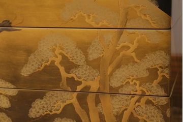アンティーク雑貨　明治期　金彩鶴蒔絵　五ツ組木製重箱(お重、漆器)(R-042667)