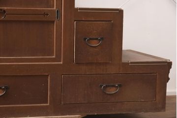 アンティーク家具　明治大正期　主要部ヒノキ材　関西　上品な和の雰囲気が魅力の階段箪笥(時代箪笥)(R-042679)