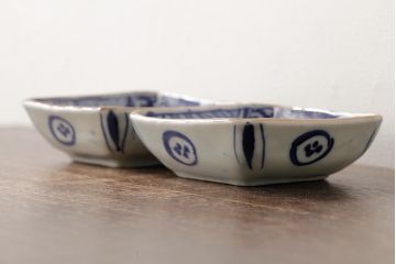 幕末明治期　伊万里焼　染付角皿2枚セット(向付、小鉢、和食器)(R-042687)