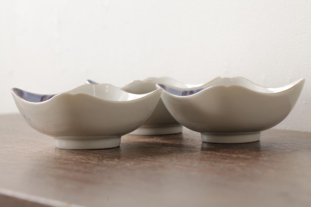 アンティーク雑貨　明治大正期　伊万里焼山水図染付向付3点セット(小皿、和食器)(R-042693)