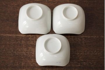 アンティーク雑貨　明治大正期　伊万里焼山水図染付向付3点セット(小皿、和食器)(R-042693)