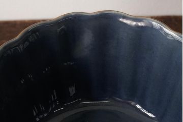 アンティーク雑貨　江戸期　古伊万里　瑠璃金輪花深鉢(深皿、和食器)(R-042696)