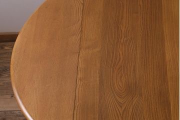 ヴィンテージ家具　イギリスビンテージ　ERCOL(アーコール)　ウィンザードロップリーフテーブル(バタフライテーブル、ラウンドテーブル)(R-042709)
