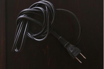 中古　北海道民芸家具　HM868K　シックな色合いのファックス台(サイドキャビネット、電話台)(定価約11万円)(R-042710)