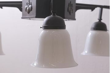 アンティーク照明　大正昭和初期　桐紋・菊紋入り　激レア品!大正ロマンスタイルにぴったりのシャンデリア(3灯、天井照明、吊り下げ照明)(R-042711)