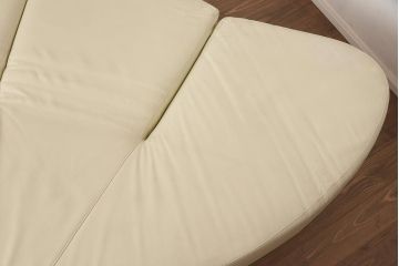 展示品　IDC大塚家具　edra(エドラ)　フラップ　革 クリームホワイト　ソファ(カウチソファ)(定価約400万円)(R-042713)
