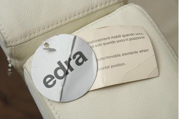 展示品　IDC大塚家具　edra(エドラ)　フラップ　革 クリームホワイト　ソファ(カウチソファ)(定価約400万円)(R-042713)