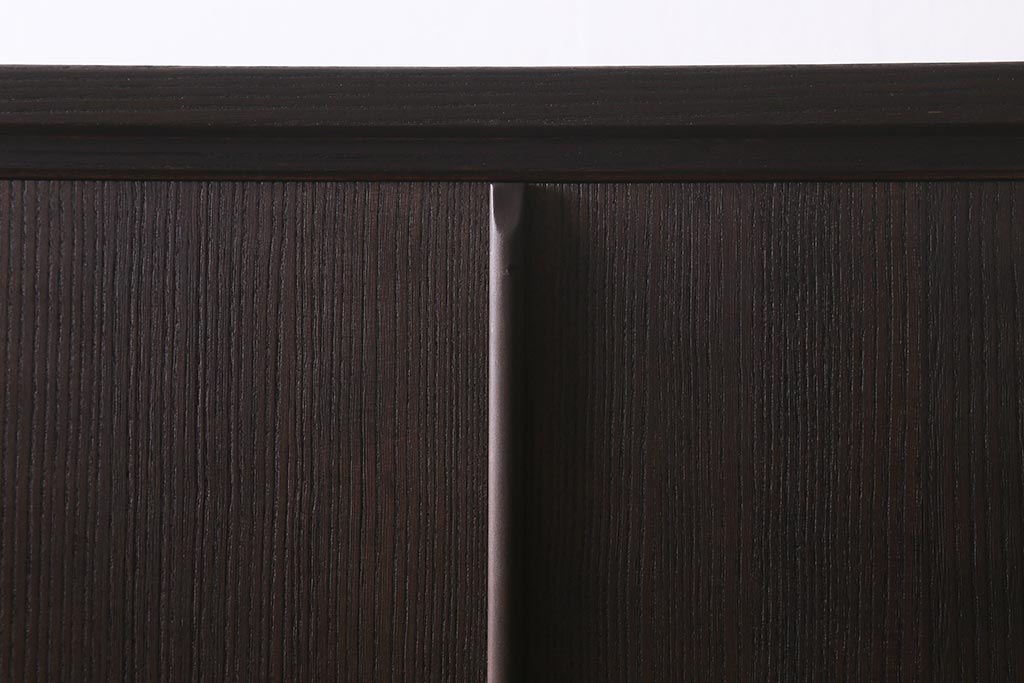 中古　伝統工芸品　長谷川浅次謹作　久光刻　衣装盆付き　花鳥図の前飾りが素敵な重ね加茂総桐箪笥(総桐たんす、和タンス、衣装箪笥、着物箪笥)(定価約120万円)(R-042722)