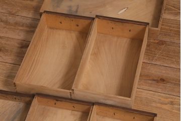 レトロ家具　明治大正期　ヒノキ材　ノスタルジックな雰囲気漂う上品な文机(両袖机、ローテーブル)(R-042725)