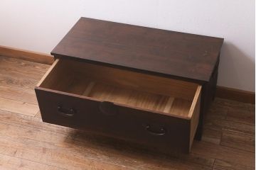 アンティーク家具　明治大正期　脚付きリメイク　引き出し1杯が珍しい!味わいが魅力の箪笥ローボード(テレビ台、ローチェスト、引き出し)(R-042726)