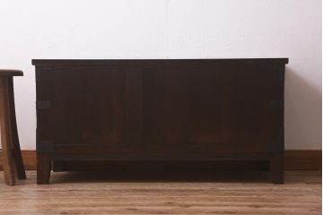 アンティーク家具　明治大正期　脚付きリメイク　引き出し1杯が珍しい!味わいが魅力の箪笥ローボード(テレビ台、ローチェスト、引き出し)(R-042726)