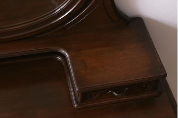 アンティーク家具　フランスアンティーク　マホガニー材　オーバル型のミラーが目を引く優美な佇まいのドレッサー(鏡台)(R-042727)