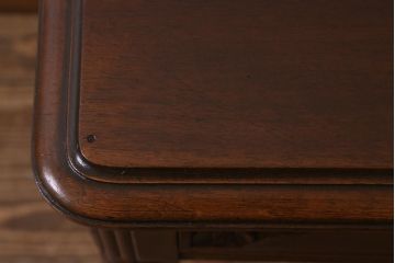 アンティーク家具　フランスアンティーク　マホガニー材　オーバル型のミラーが目を引く優美な佇まいのドレッサー(鏡台)(R-042727)