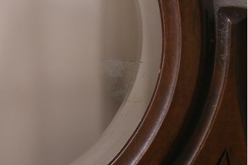 アンティーク家具　フランスアンティーク　マホガニー材　オーバル型のミラーが目を引く優美な佇まいのドレッサー(鏡台)(R-042727)