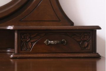 アンティーク家具　フランスアンティーク　マホガニー材　オーバル型のミラーが目を引く優美な佇まいのドレッサー(鏡台)(R-042727)
