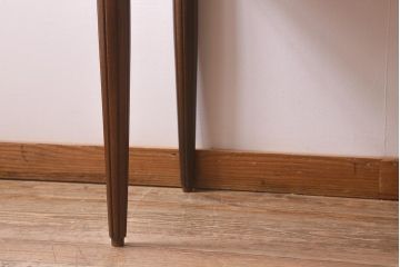 アンティーク家具　フランスアンティーク　マホガニー材　オーバル型のミラーが目を引く優美な佇まいのドレッサー(鏡台)(R-042727)