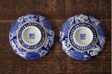 古民具・骨董　明治期　伊万里焼　染付蓋茶碗2客セット(和食器)(R-042740)
