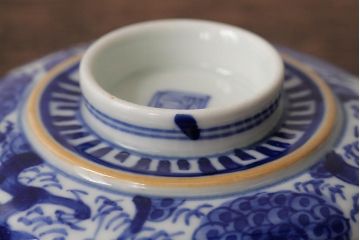 古民具・骨董　明治期　伊万里焼　染付蓋茶碗2客セット(和食器)(R-042740)