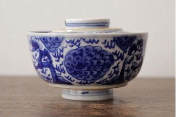 古民具・骨董　明治期　伊万里焼　染付蓋茶碗2客セット(和食器)(R-042740)