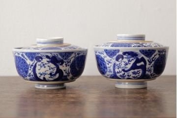 古民具・骨董　明治期　伊万里焼　染付蓋茶碗2客セット(和食器)(R-042741)