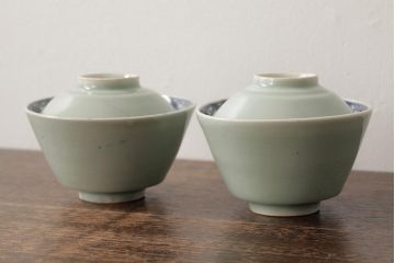 古民具・骨董　江戸期　古伊万里　青磁染付蓋茶碗2客セット(和食器)(R-042743)