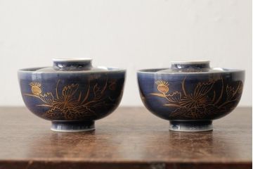 江戸期　古伊万里　瑠璃金彩花文蓋茶碗2客セット(和食器)(R-042746)