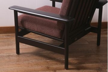 ビンテージ家具　Sampei Design Institute Tokyo(三平興業研究所)　モダンなデザインの一人掛けソファ(1Pソファ、アームソファ)(R-042751)