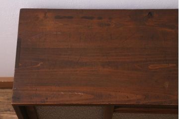 アンティーク家具　木製　ダイヤガラス入り　レトロスタイルにおすすめな小振りの戸棚(収納棚、キャビネット)(R-042753)