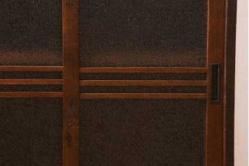 アンティーク家具　木製　ダイヤガラス入り　レトロスタイルにおすすめな小振りの戸棚(収納棚、キャビネット)(R-042753)