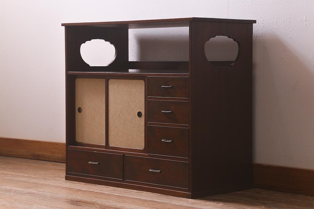 アンティーク家具　指物家具　桑・タモ・桐材　品の良い作りが魅力的な上手物の飾り棚(戸棚、収納棚)(R-042754)