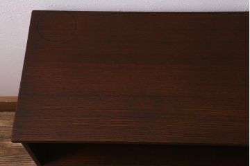 アンティーク家具　指物家具　桑・タモ・桐材　品の良い作りが魅力的な上手物の飾り棚(戸棚、収納棚)(R-042754)