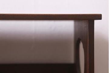 アンティーク家具　指物家具　桑・タモ・桐材　品の良い作りが魅力的な上手物の飾り棚(戸棚、収納棚)(R-042754)