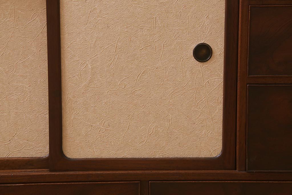 アンティーク家具　指物家具　桑・タモ・桐材　品の良い作りが魅力的な上手物の飾り棚(戸棚、収納棚)(R-042754)