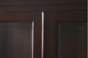 中古　希少な廃盤品!!　北海道民芸家具　OM158　品のある空間づくりにおすすめな飾り棚(収納棚、キャビネット)(定価約めな飾り棚(収納棚、キャビネット)(R-042756)