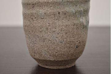 アンティーク雑貨　1968年　加守田章二作　灰釉湯呑　二客(共箱)(R-042758)