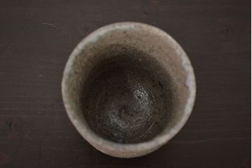 アンティーク雑貨　1968年　加守田章二作　灰釉湯呑　二客(共箱)(R-042758)
