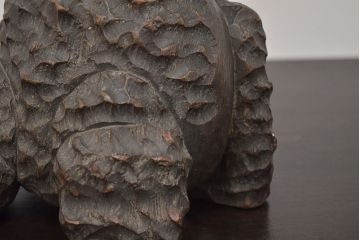 アンティーク雑貨　古い木彫りの蛙　置物　竹根　彫刻　民芸品　中国唐物?(R-042801)