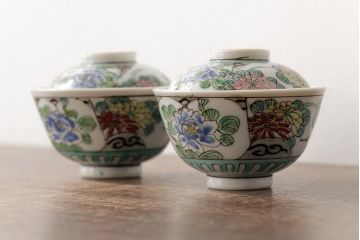 明治大正期　色絵染付蓋茶碗2客セット(和食器)(R-042810)