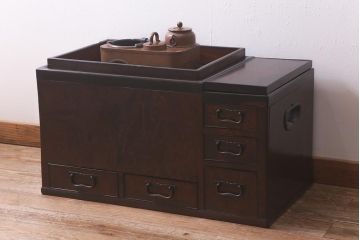 アンティーク家具　銅壺付き　ケヤキ材　美しい杢目が魅力の長火鉢(木製火鉢)(R-042812)