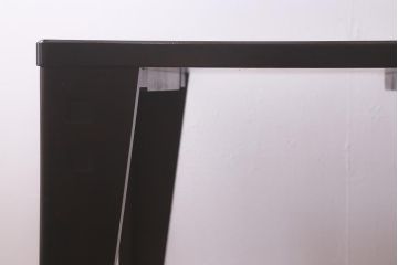 ビンテージ家具　北海道民芸家具　モダンなデザインの4人掛けダイニングテーブル(机)(R-042815)