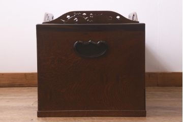 アンティーク家具　特注　透かし入り　黒柿・ケヤキ材　玉杢が美しい上手物の長火鉢(木製火鉢)(R-042817)