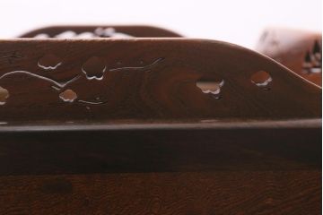 アンティーク家具　特注　透かし入り　黒柿・ケヤキ材　玉杢が美しい上手物の長火鉢(木製火鉢)(R-042817)