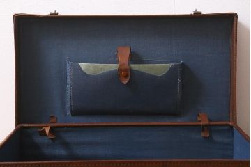 アンティーク雑貨　本革　レトロな魅力が漂うトランク(鞄、カバン、収納、ディスプレイ)(R-042818)