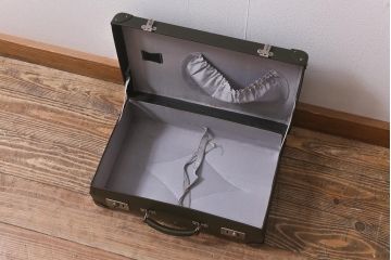 アンティーク　レトロな魅力が漂うトランク(鞄、カバン、収納、ディスプレイ)(R-042820)