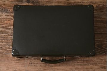 アンティーク　レトロな魅力が漂うトランク(鞄、カバン、収納、ディスプレイ)(R-042820)