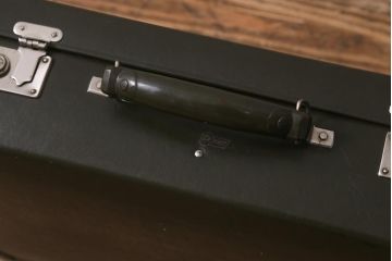 アンティーク雑貨　レトロな魅力が漂うトランク(鞄、カバン、収納、ディスプレイ)(R-042820)