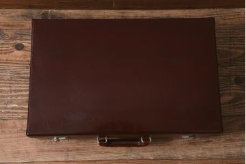 アンティーク雑貨　レトロな魅力が漂うトランク(鞄、カバン、収納、ディスプレイ)(R-042822)